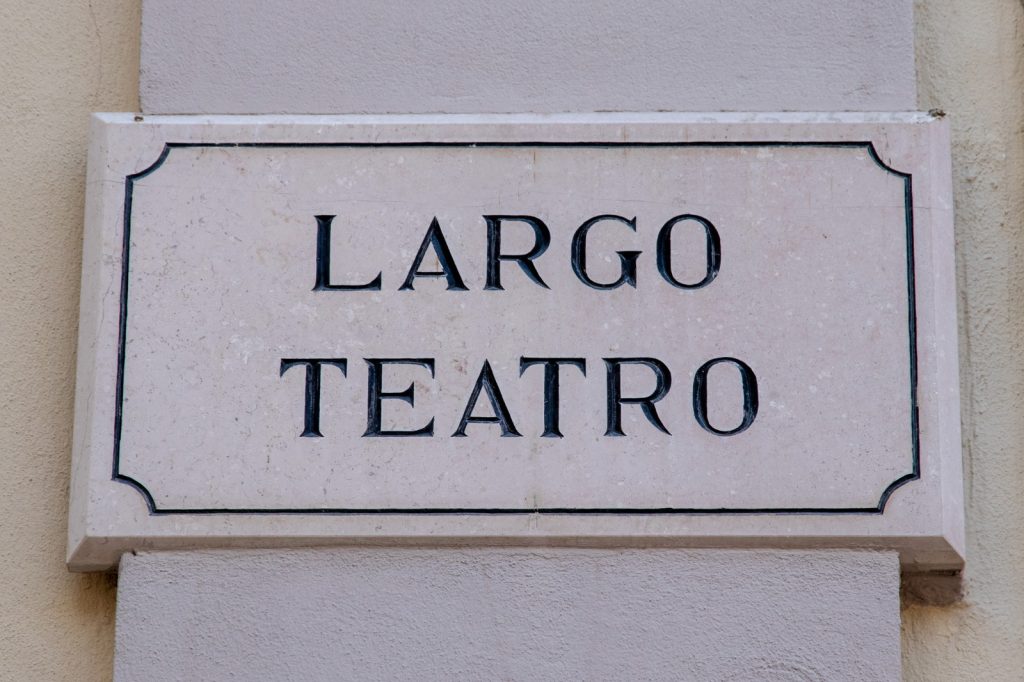 Largo teatro