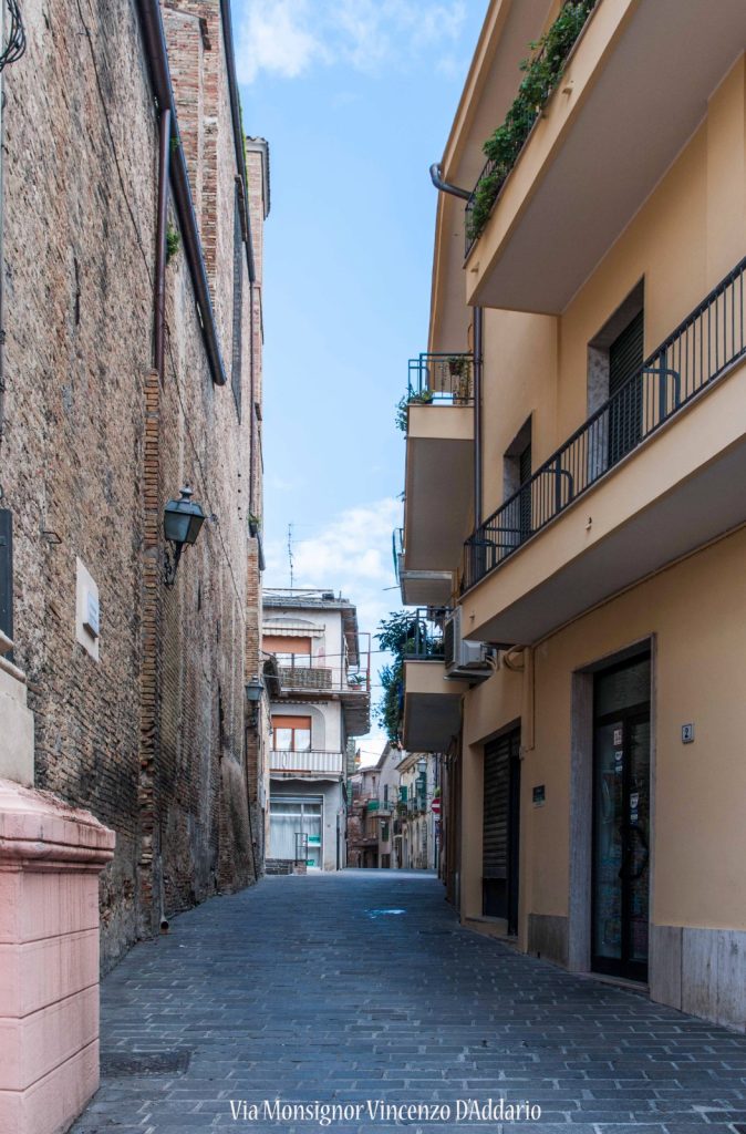 Via mons. d'addario